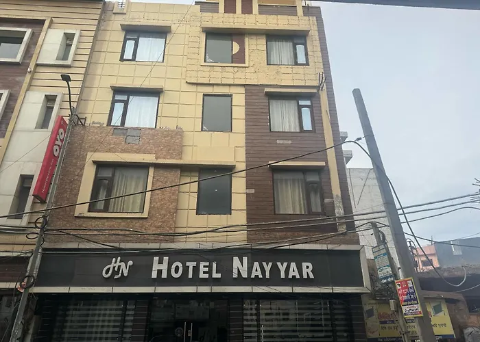 Collection O Nayyar
