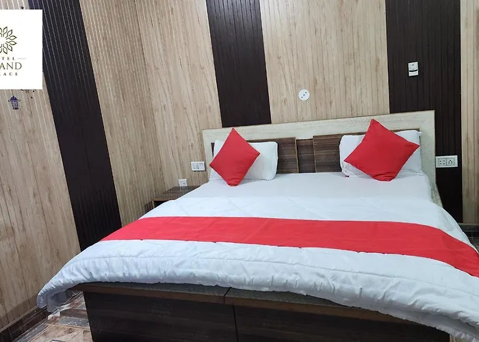 Hotel Anand Palace