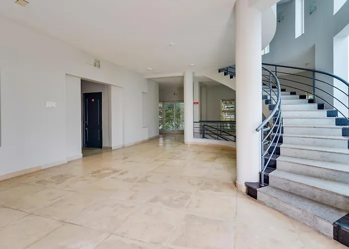 Hotel O Ecr Stays Near Nemmeli Beach Formerly Gvs Homes