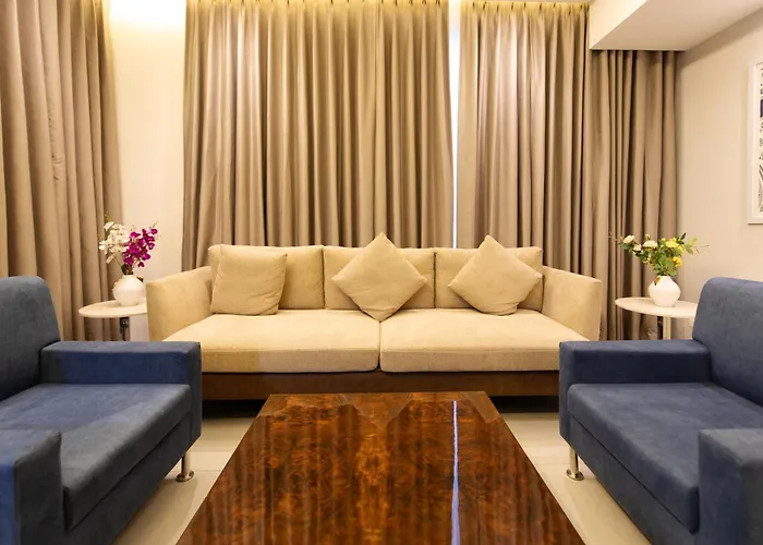 Hometel Lucknow - A Sarovar Hotel