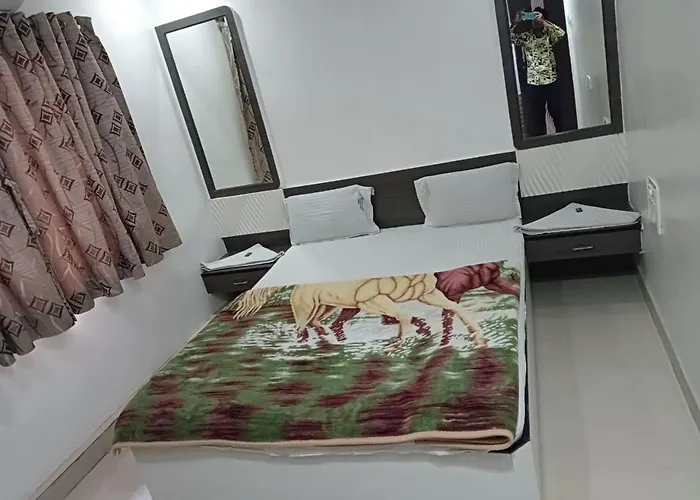 Hotel Shri Sai Darshan