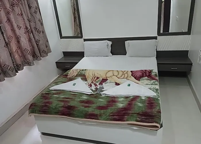 Hotel Shri Sai Darshan