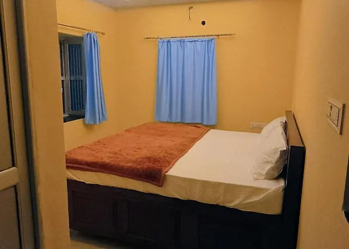 Alka Guest House