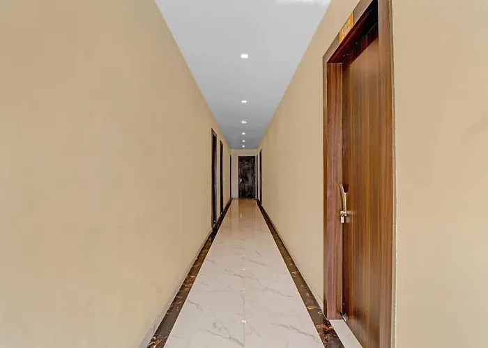 Super Townhouse Hridaya Inn
