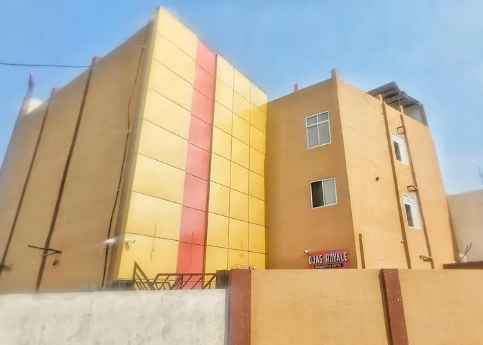 Ojas Royale - Banquet And Hotel