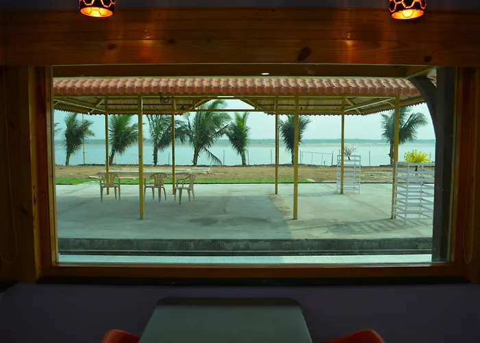 Yanam Resorts