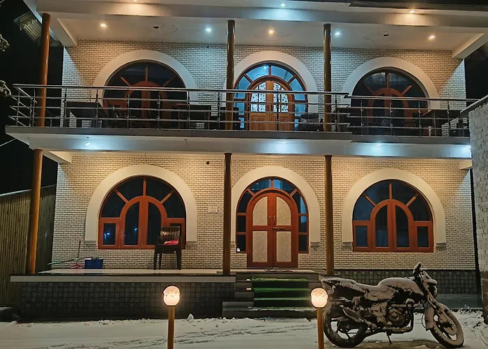 Damir Palace