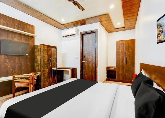 Hotel Viraj