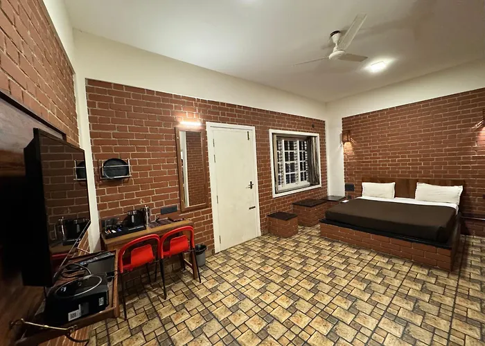 Red Bricks Inn