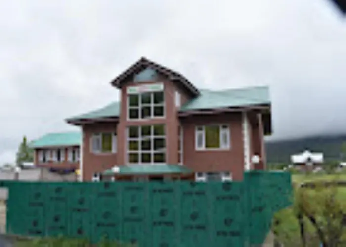 Blue Whale Resort , Pahalgam