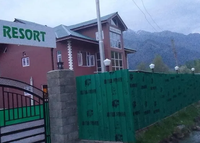Blue Whale Resort , Pahalgam