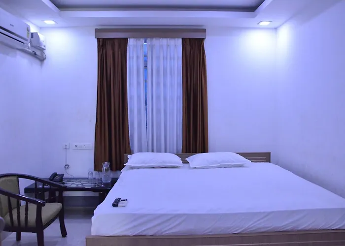 Golden Grand By Xury Hotels