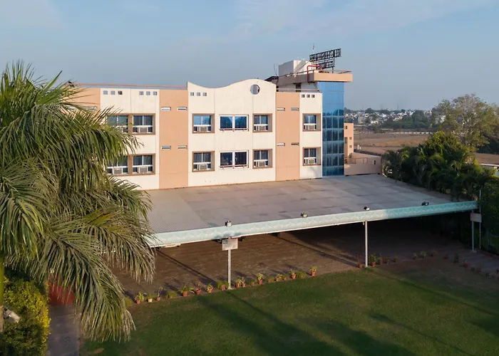 Ruchishree Garden Hotel Ujjain