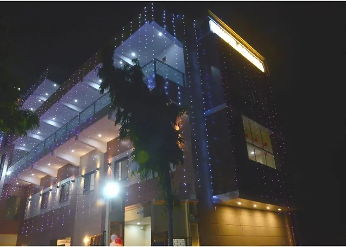 Hotel Subhadra