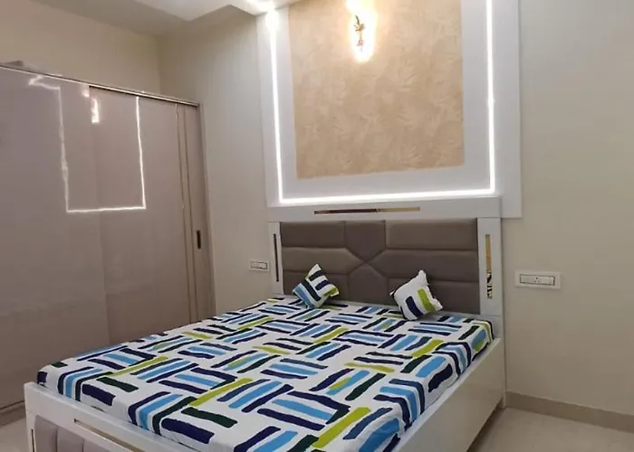 Homely Stay 4