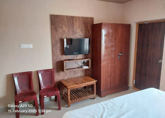 Ponnuswamy Residency