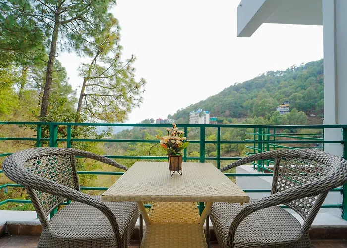 Hotel Kasauli View !! Balcony Rooms ! Terrace ! Restaurant ! Main Highway ! Garden !!