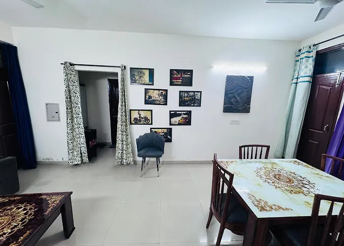 Homely Stay 7