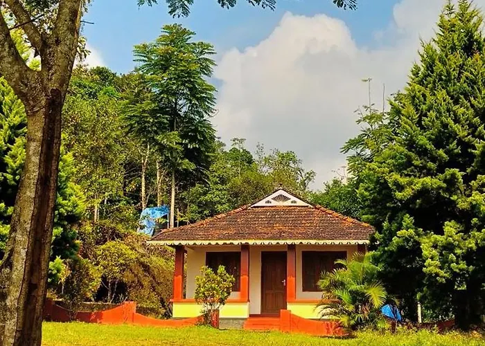 Verdant Vagamon Cottage