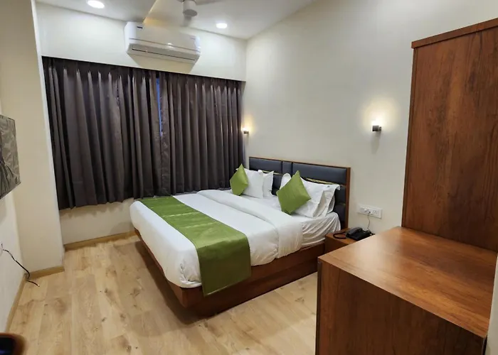 Hotel The Aeraj, Ahmedabad