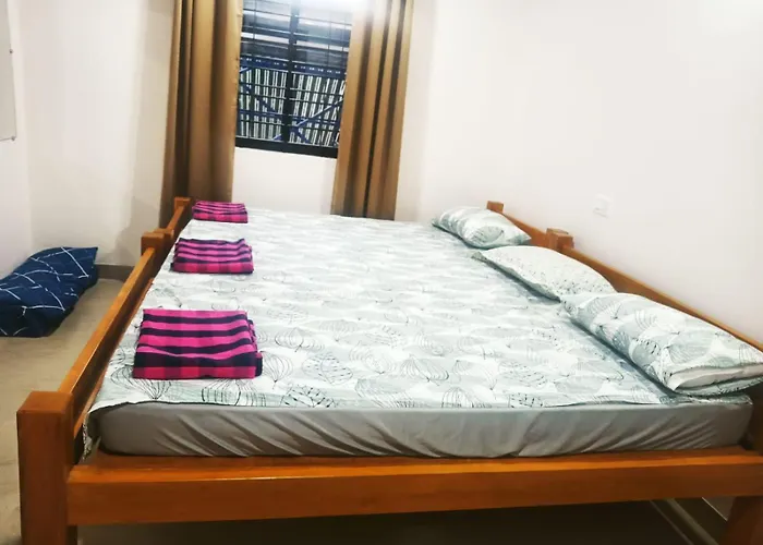 Suvarna Tourist Home