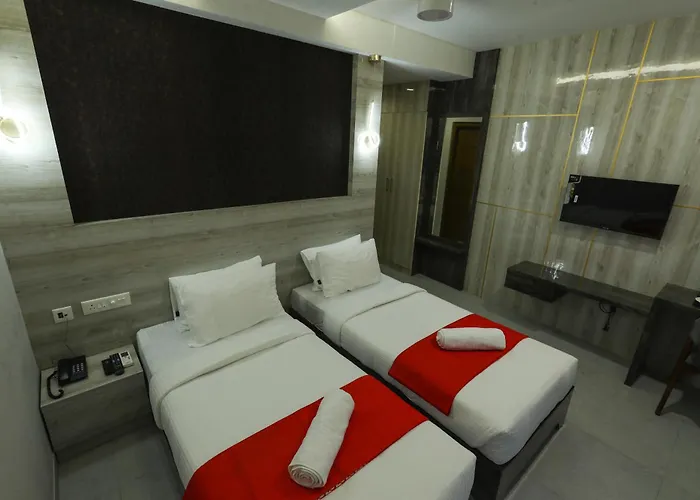 D-Luxe Hotel