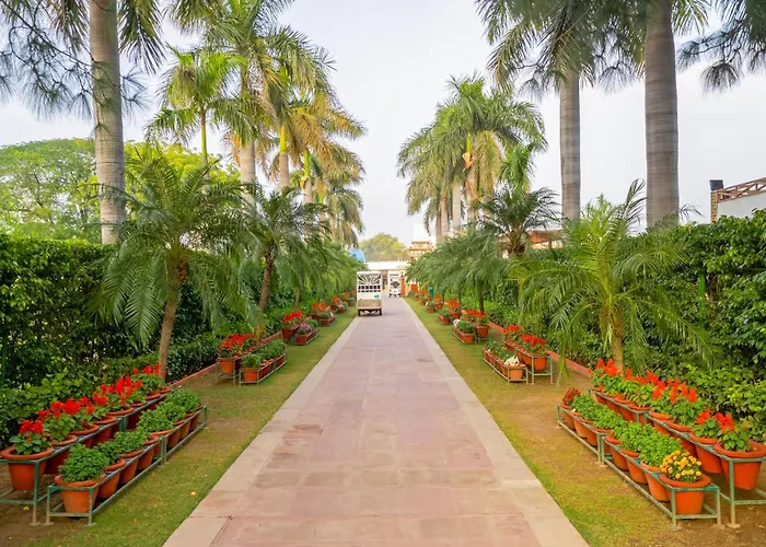 Aapno Ghar Resort & Amusement Park