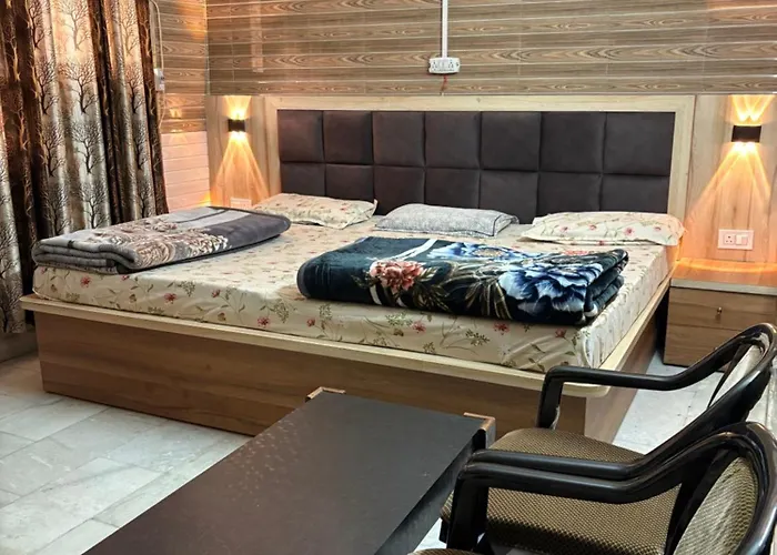 Dream Land Hotel