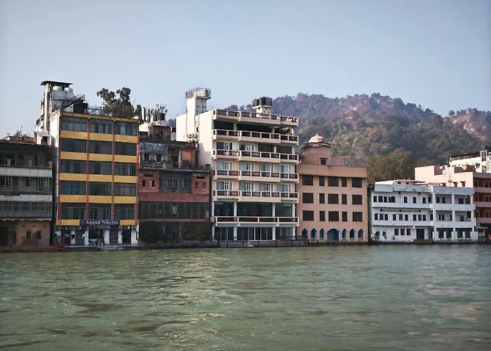 Gauri Gangaa At Har Ki Pauri With Private Ganga Ghat