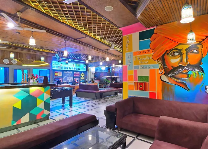 Hotel Hari Piorko Grand - 2 Min From New Delhi Railway Station