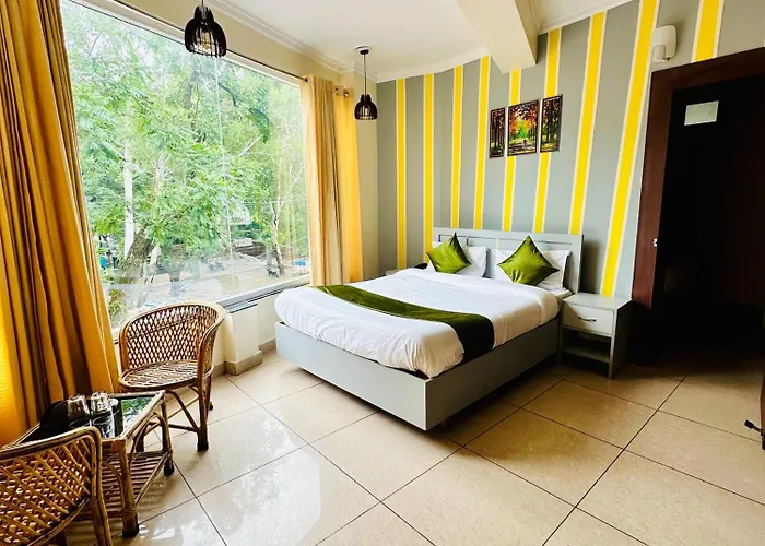 Hotel Clover Inn By Arony Hospitality Dehradun
