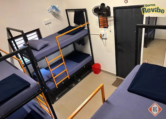 Revibe Beach Hostel Gokarna