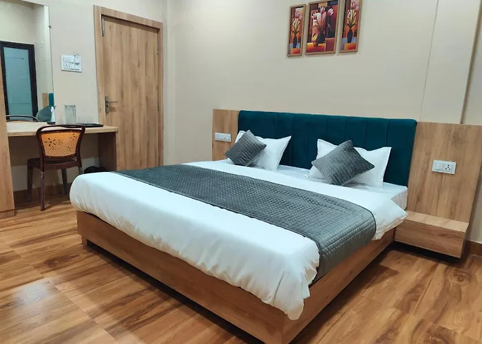 Hotel Bhavya
