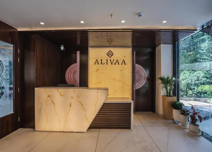 Alivaa Hotel, Mcleodganj With Best Dhauladhar View & Infinity Pool Sky Garden