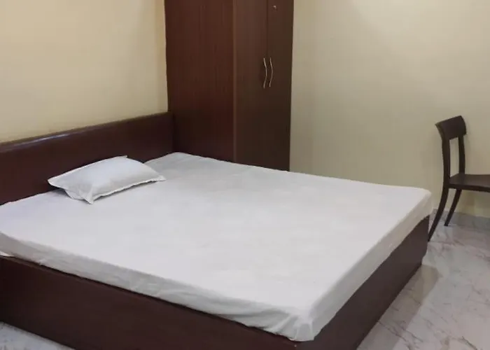 Hotel Deepak Palace