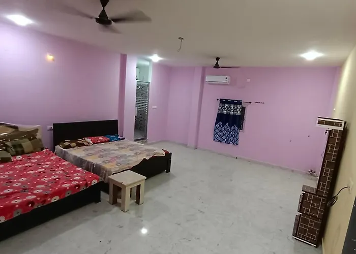 Hotel Deepak Palace