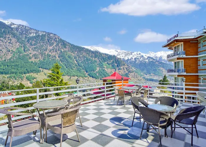 !!! Hotel The Nirvana Hills By Hotel Manu !!! A Luxury Stay With Mountain View!!!Couple Friendly!!! Balcony Rooms!!!Open Terrace With 360 View!!!