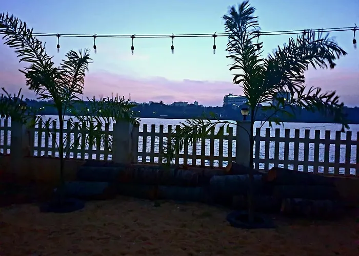 Island Dreams Resort