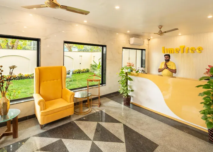 Lime Tree Hotel & One Bed Room Serviced Apartment Nearby Noida Sector 50 Metro & Medanta Hospital With Party Venue