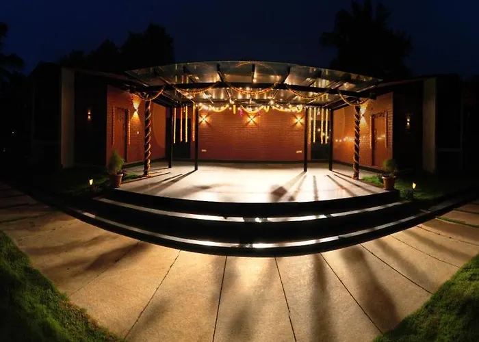 Eeshaavasya Homestay