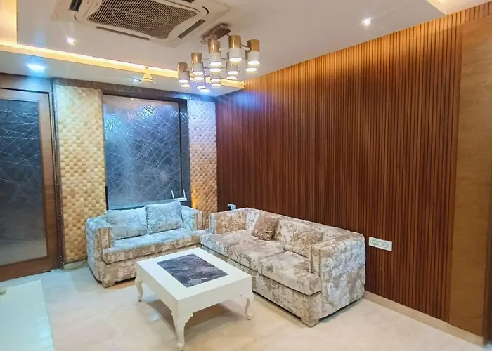 The Royal Suites