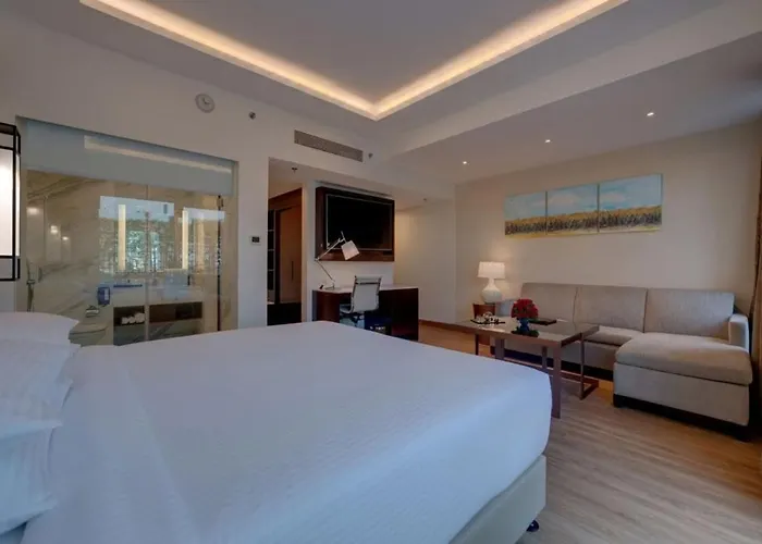 Hotel Bellwood Near Igi Delhi Airport