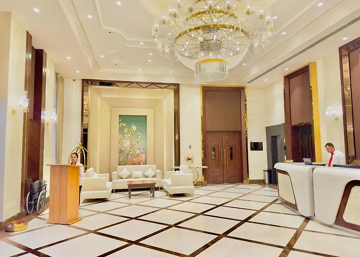 Hotel Sukh Farm 5-Minute Drive To Banasar Bagh