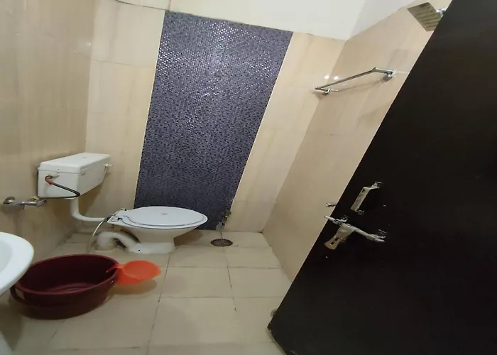 Spot On Hotel Shri Paramhans Upawan
