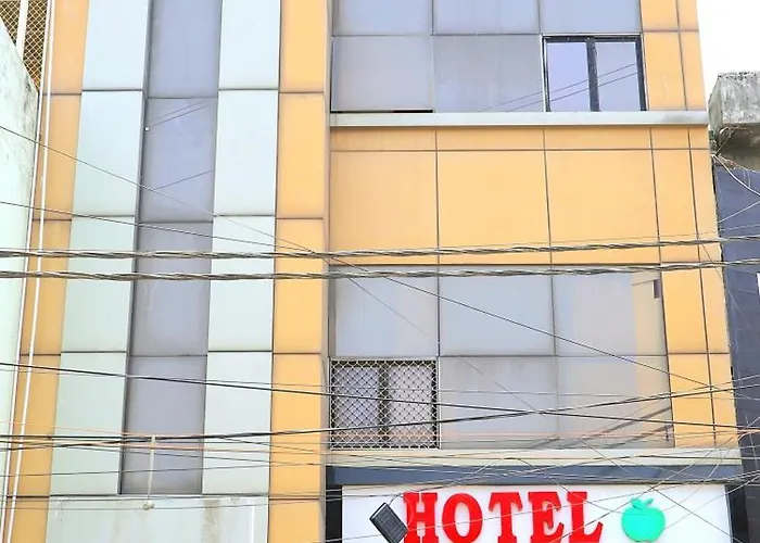 Hotel Green Apple Bareilly