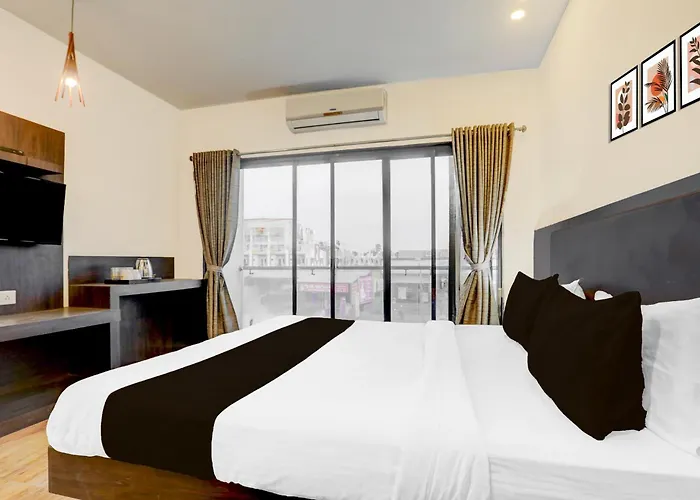Townhouse Gir Formerly Hotel Aditya