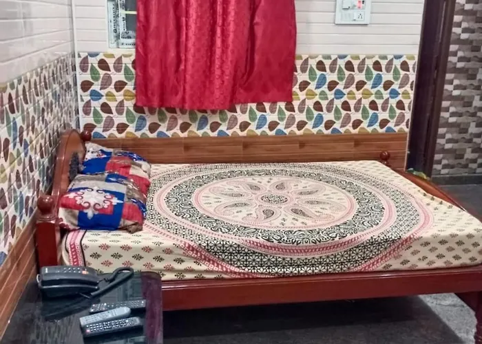 Pph Living Mahalaksmi Lodging