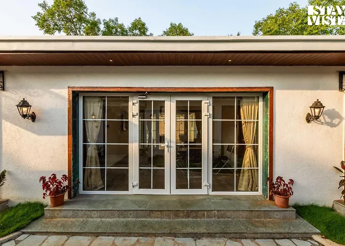 The Five Oaks By Stayvista - Mountain View & Private Pool