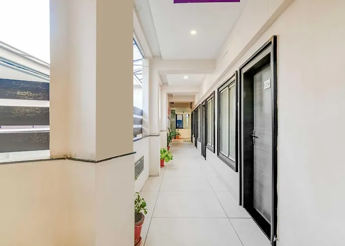 Townhouse Oak Dewas Junction