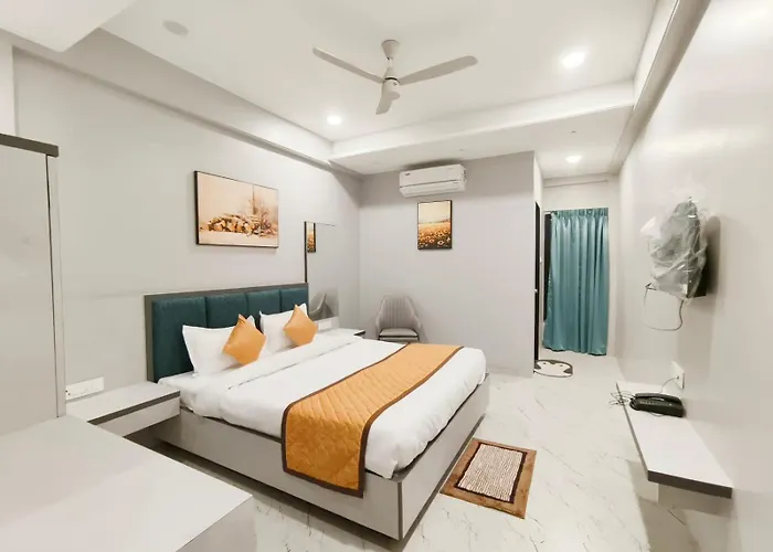 Hotel Yogesh Nisarga, Chhatrapati Sambhajinagar